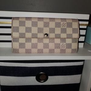 Louis Vuitton Azur wallet